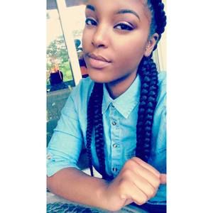 Meet your Posher, Brianna